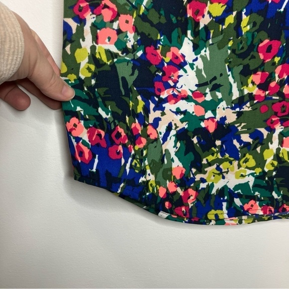 J. Crew factory floral blouse size 2 - Picture 5 of 7